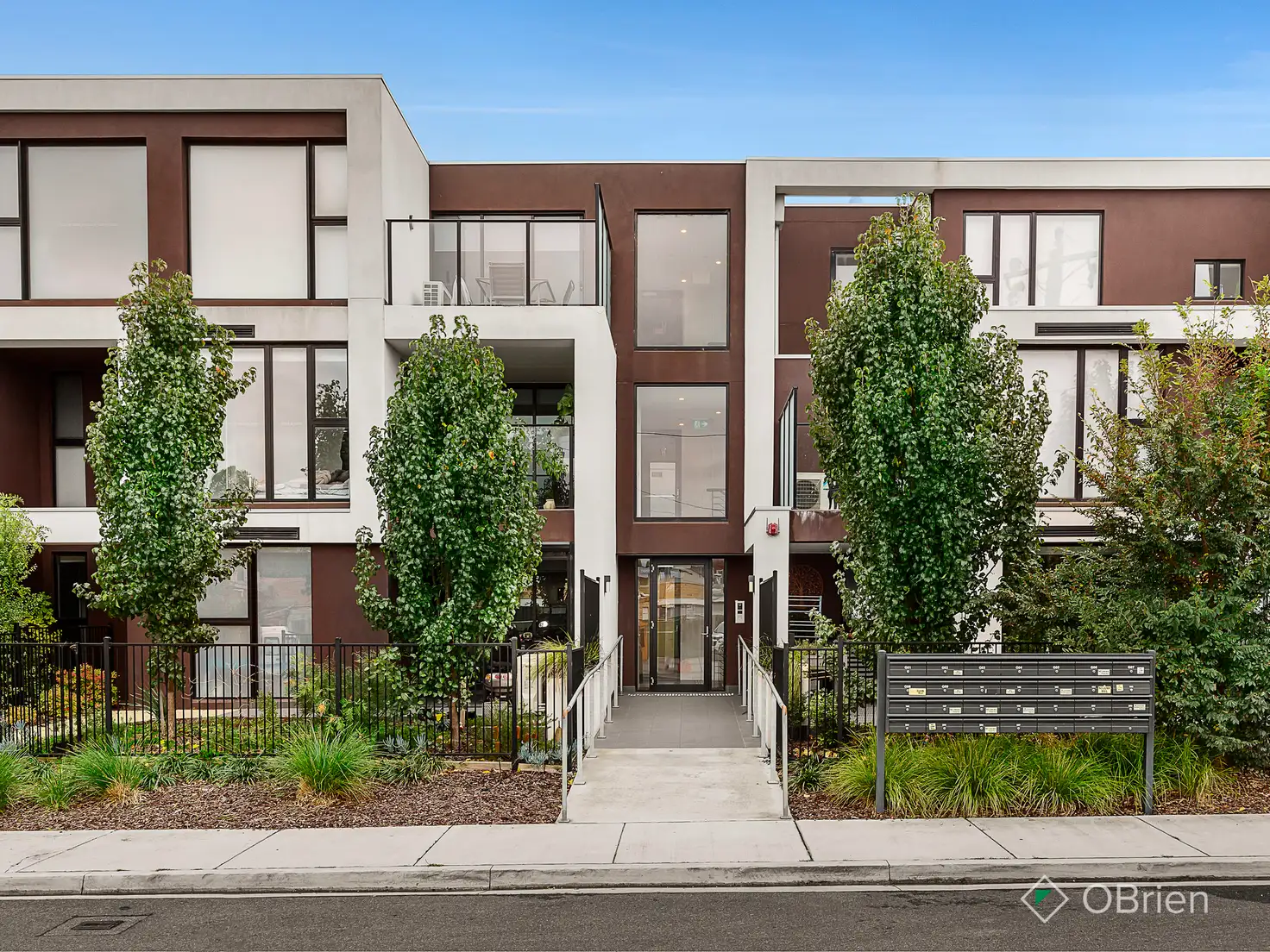 Main view of Homely apartment listing, G03/3 Oaklands Court, Highett VIC 3190
