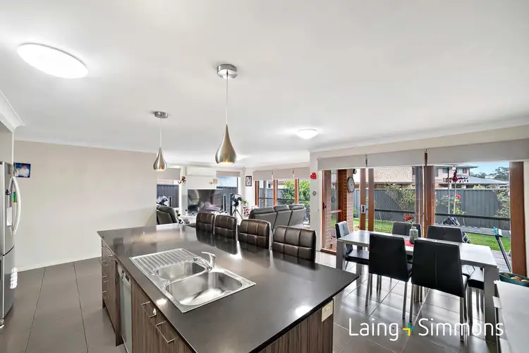 15 Brunswick Circuit, Ropes Crossing NSW 2760