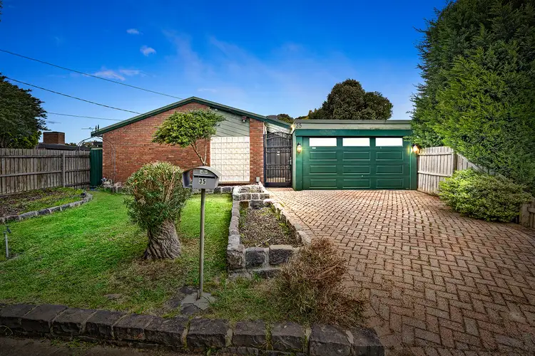 35 Carbeen Drive, Bundoora VIC 3083