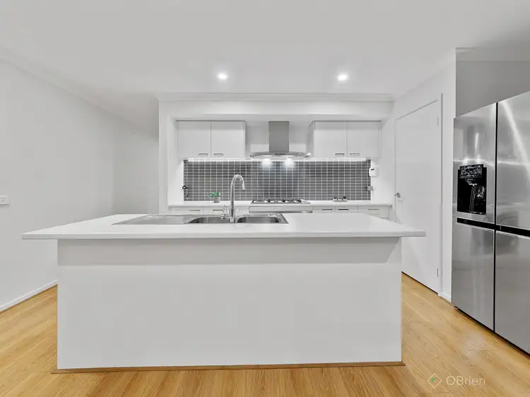 Fifth view of Homely house listing, 29 Walhallow Drive, Clyde North VIC 3978