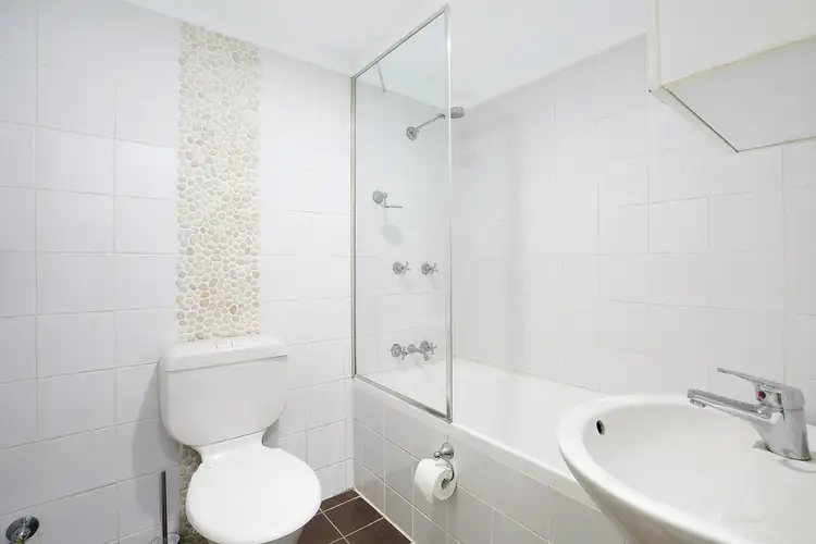 Sixth view of Homely apartment listing, 9/384A Railway Parade, Carlton NSW 2218