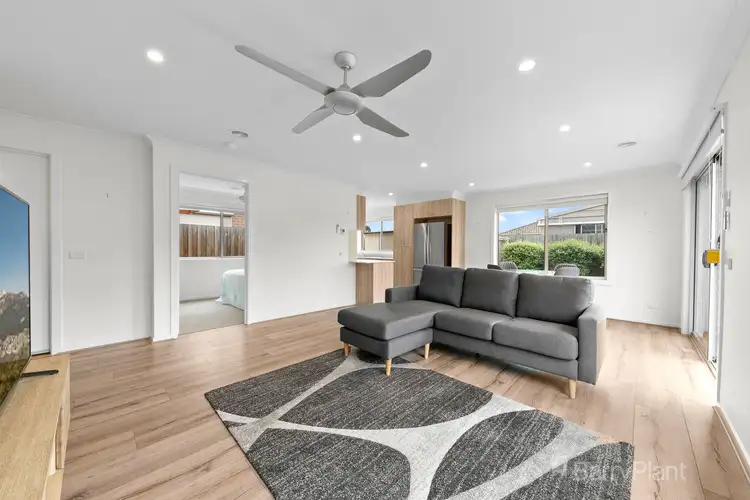 Second view of Homely house listing, 8 Quinella Way, Pakenham VIC 3810