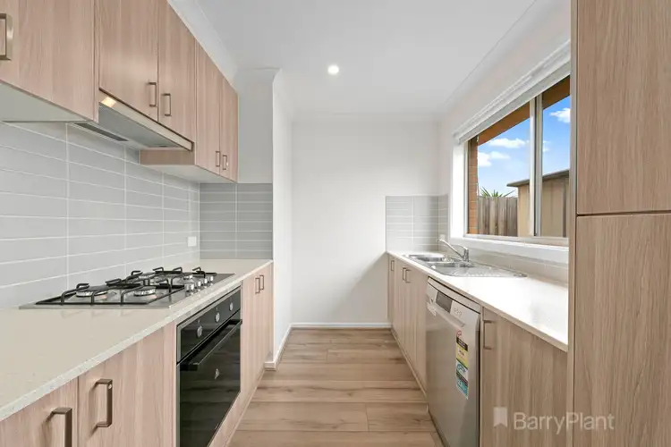 Sixth view of Homely house listing, 8 Quinella Way, Pakenham VIC 3810
