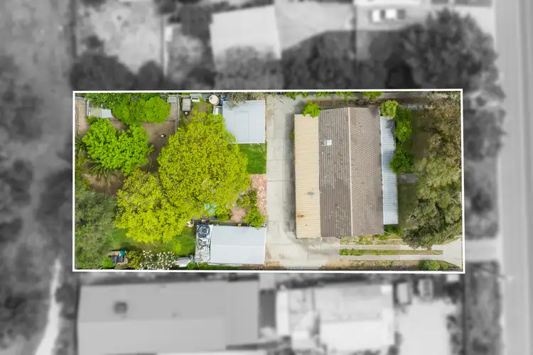 69 Adam Street, Quarry Hill VIC 3550