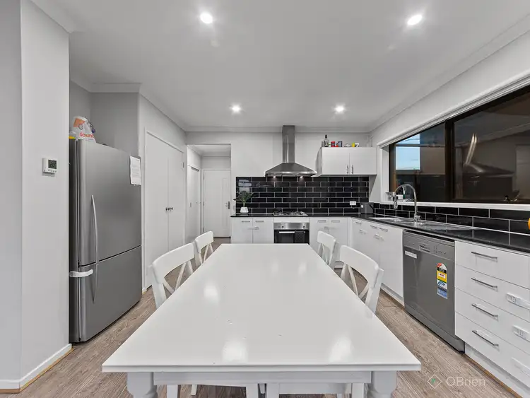 Fifth view of Homely house listing, 15 Wilmington Avenue, Cranbourne West VIC 3977