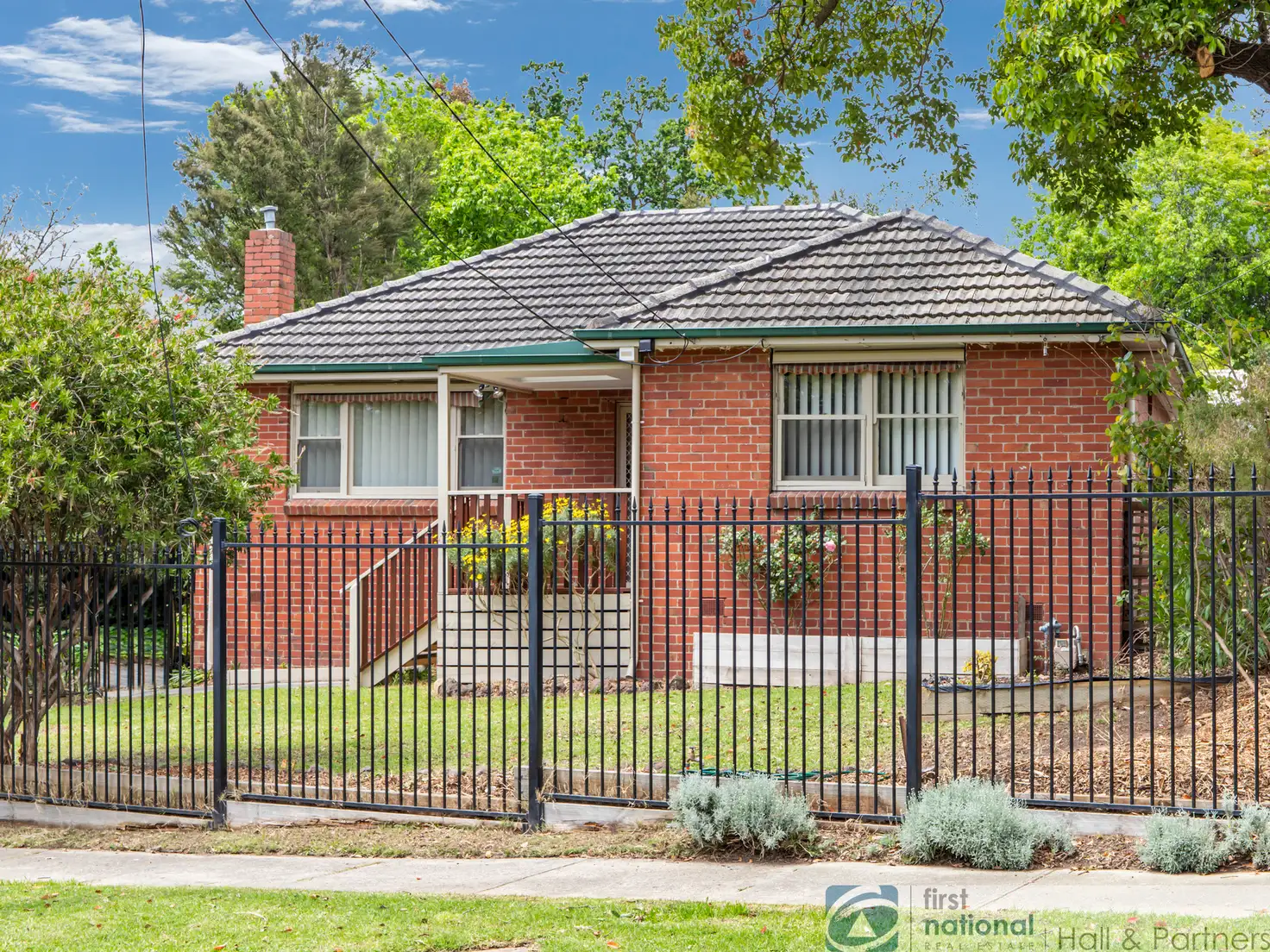 Main view of Homely unit listing, 1/1 Kett Street, Nunawading VIC 3131