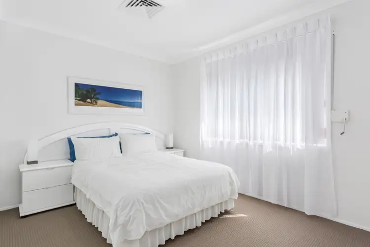 Sixth view of Homely house listing, 2 Fantail Place, Green Valley NSW 2168
