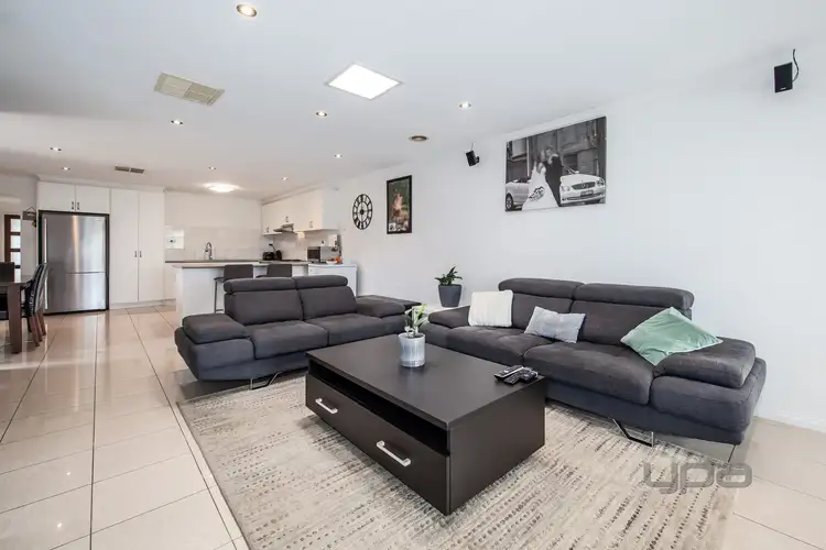 Fifth view of Homely unit listing, 2/5 Timele Drive, Hillside VIC 3037