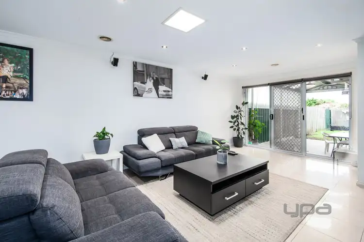 Sixth view of Homely unit listing, 2/5 Timele Drive, Hillside VIC 3037