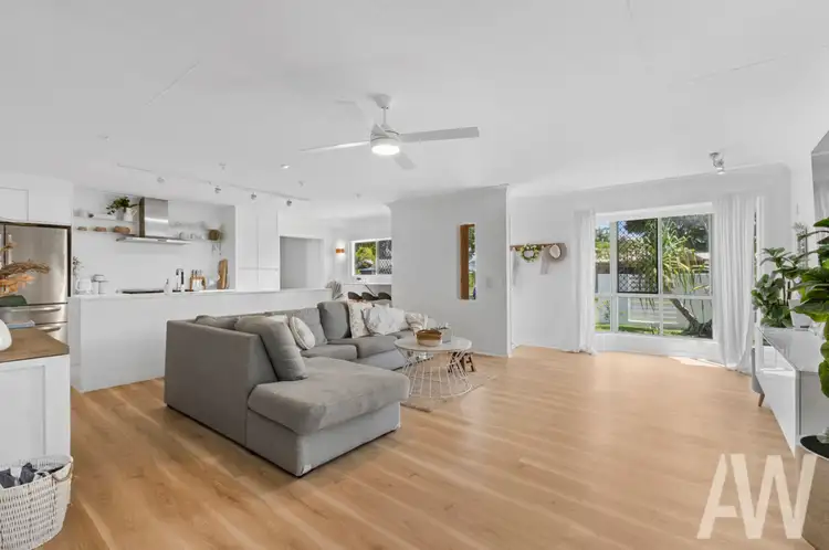 24 Kandoo Street, Pacific Paradise QLD 4564