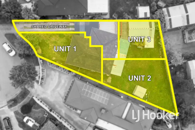 15 Garnet Court, Hampton Park VIC 3976