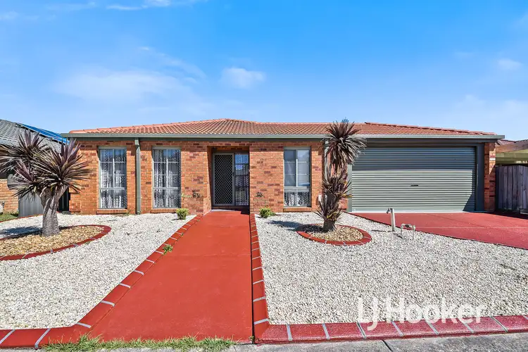 12 Pine Hill Court, Cranbourne North VIC 3977