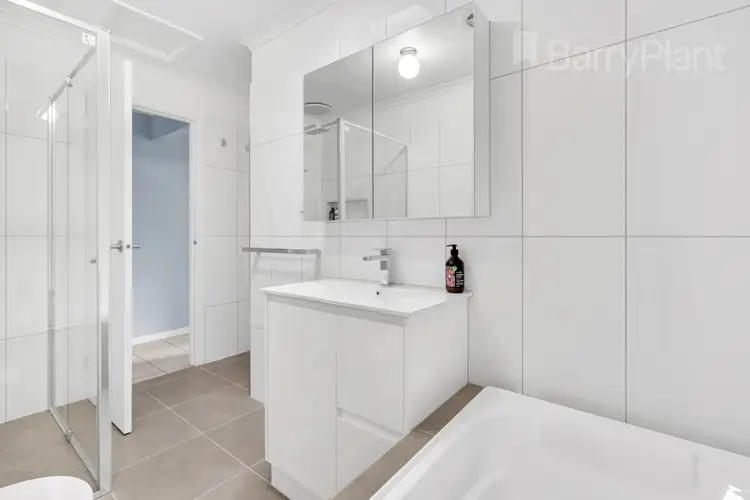 Fifth view of Homely house listing, 46 Elinda Place, Reservoir VIC 3073