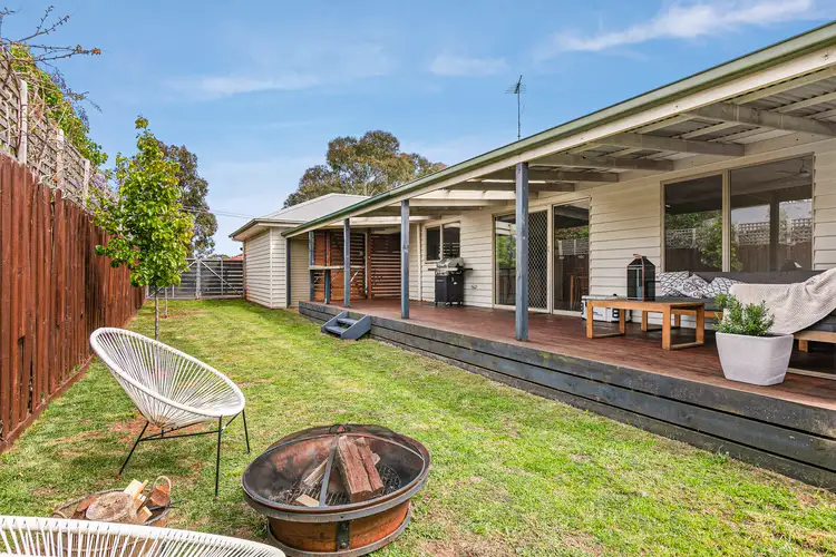 2A Rose Boulevard, Lancefield VIC 3435