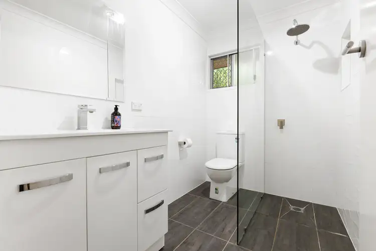 Fifth view of Homely unit listing, 3/8 Ames Street, Coorparoo QLD 4151