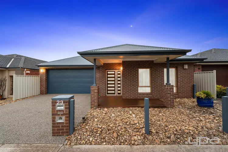 23 Etheridge Rise, Caroline Springs VIC 3023