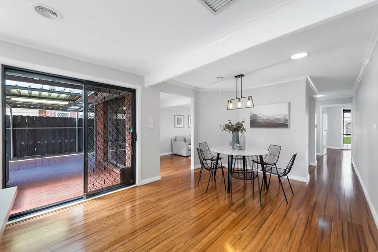 Sixth view of Homely house listing, 7 Shale Court, Delahey VIC 3037