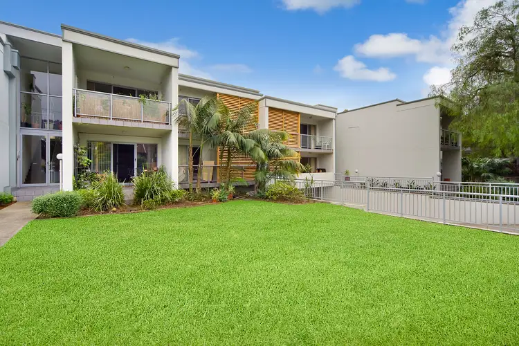 Main view of Homely unit listing, 9/62 Lynwood Avenue, Dee Why NSW 2099