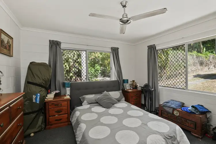 Fifth view of Homely semi-detached listing, 3 Holmes Street, Stratford QLD 4870
