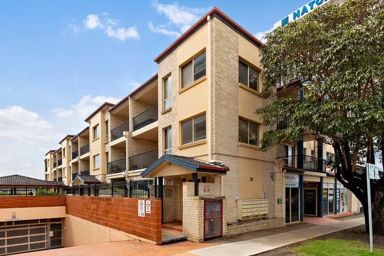 Third view of Homely apartment listing, 4/19 Atchison Street, Wollongong NSW 2500