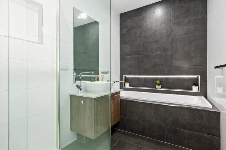 Sixth view of Homely unit listing, 1/15 Travers Street, Thomastown VIC 3074