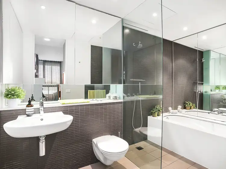 Fifth view of Homely apartment listing, 501/5 Sterling Circuit, Camperdown NSW 2050