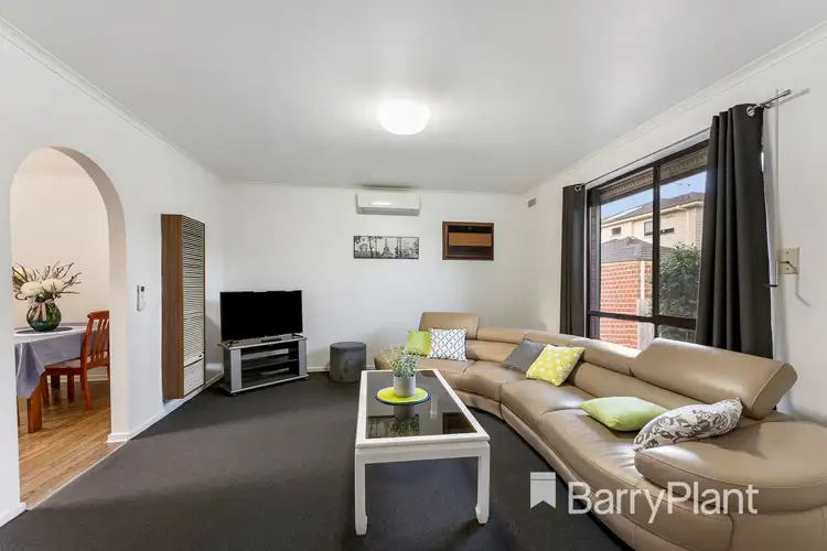 Third view of Homely unit listing, 2/33 Adelaide Street, St Albans VIC 3021