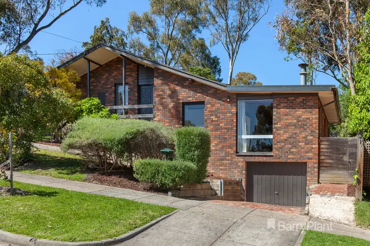 16 Bishop Avenue, Diamond Creek VIC 3089