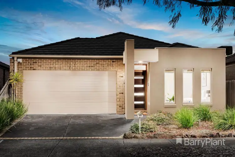 34 Chandler Drive, South Morang VIC 3752