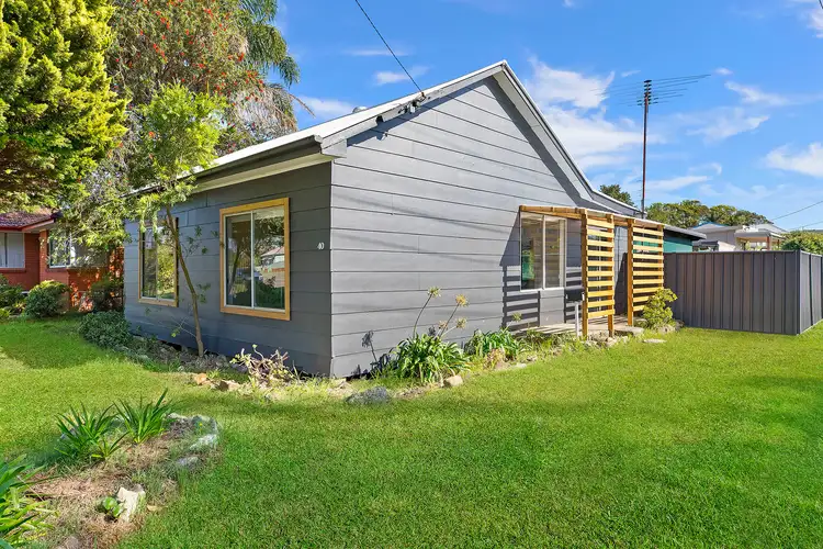 40 Crossingham Street, Canton Beach NSW 2263