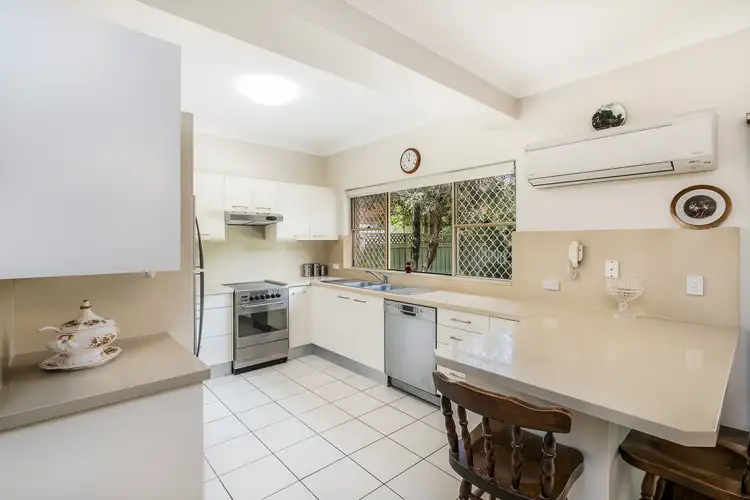 Second view of Homely semi-detached listing, 1/100 Kingsway, Woolooware NSW 2230