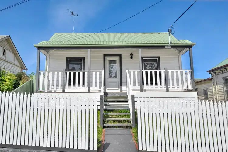 Main view of Homely house listing, 406 Peel Street North, Black Hill VIC 3350