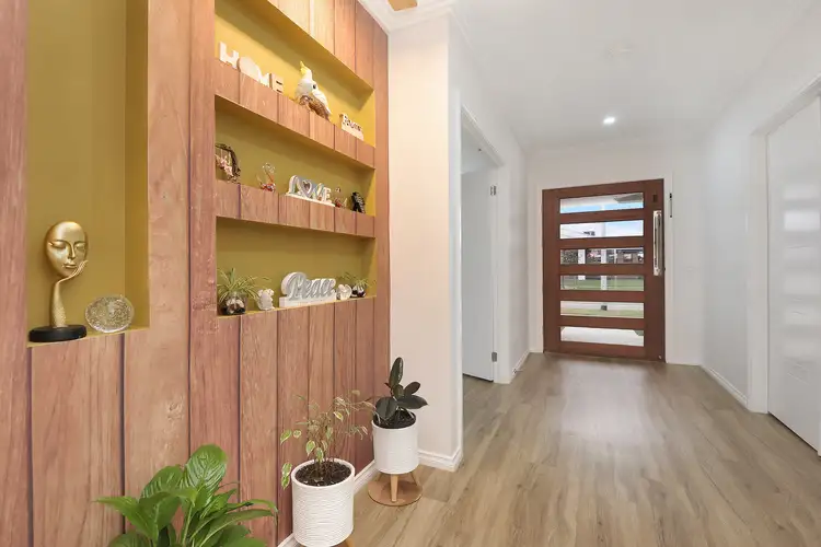 Second view of Homely house listing, 33 Kalamata Avenue, Alfredton VIC 3350