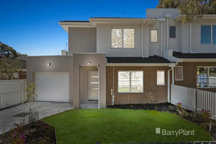 1/2 Westham Crescent, Bayswater VIC 3153