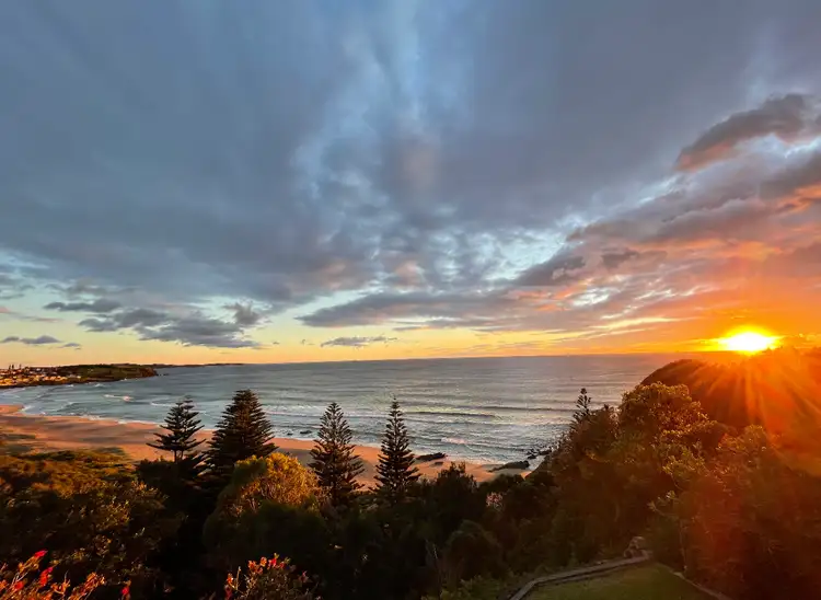 8 Cliff Drive, Kiama Downs NSW 2533
