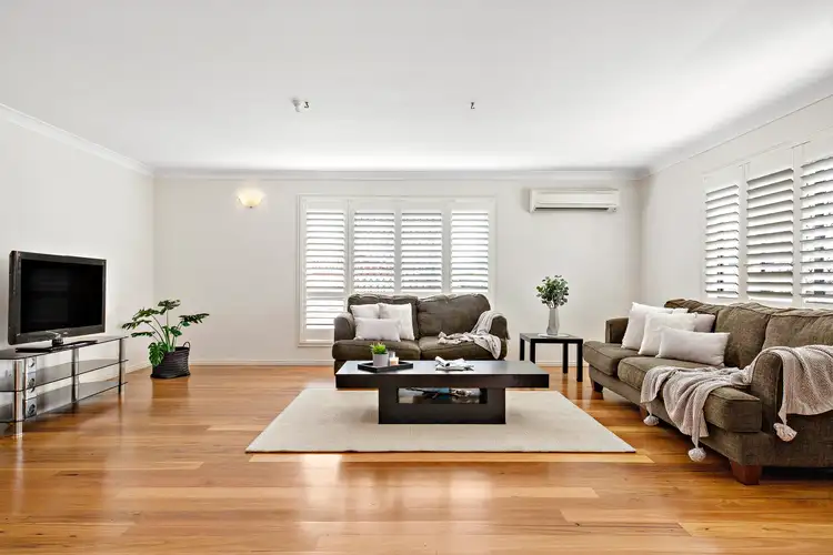 Second view of Homely house listing, 5 Vermeer Close, Mackenzie QLD 4156