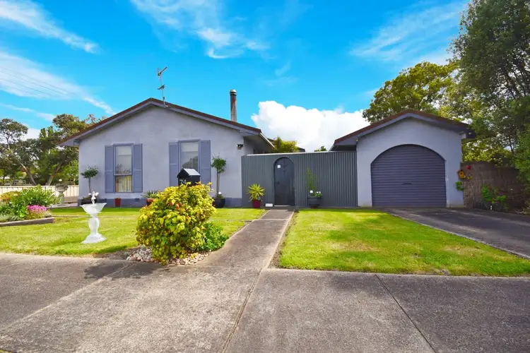74-76 Hunter Street, Heywood VIC 3304