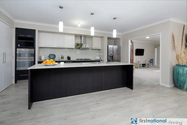 Seventh view of Homely house listing, 4 Whitcombe Mews, Cranbourne VIC 3977