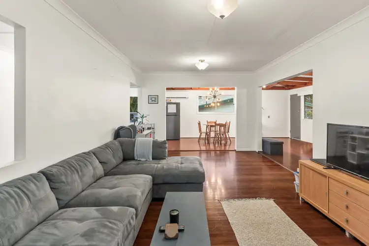 Fifth view of Homely house listing, 10 Primrose Parade, Wynnum QLD 4178