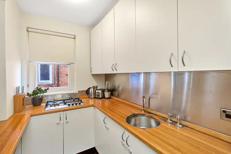Fourth view of Homely apartment listing, 2/6 Bradly Avenue, Kirribilli NSW 2061