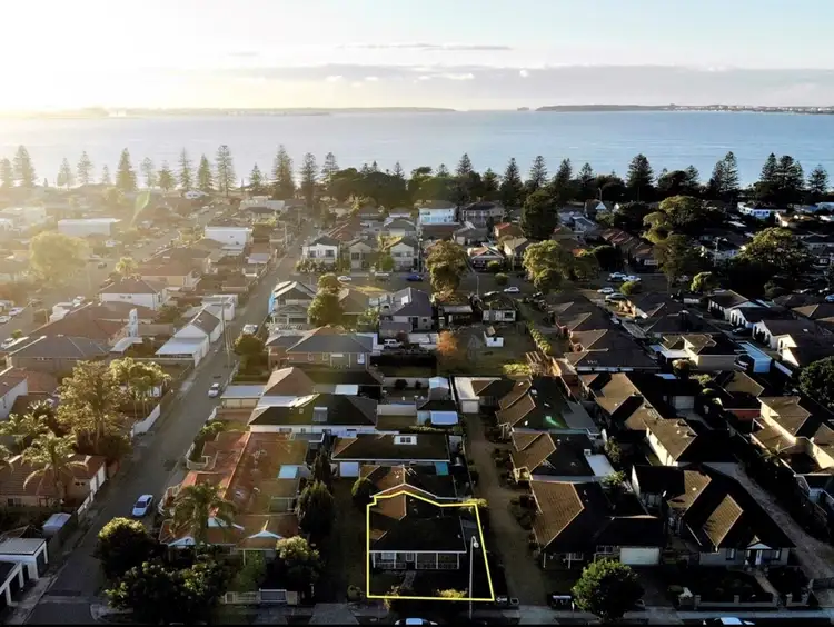 Second view of Homely villa listing, 3/40 Chuter Avenue, Ramsgate Beach NSW 2217