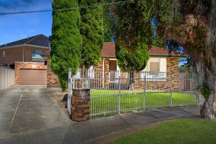 6 Chesney Court, Thomastown VIC 3074
