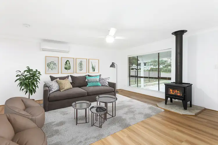 Second view of Homely house listing, 40 Laelana Avenue, Budgewoi NSW 2262