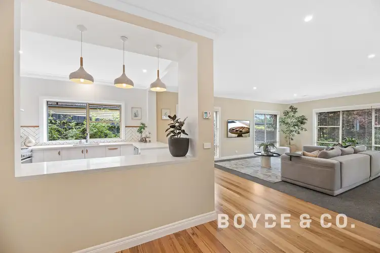 Fifth view of Homely house listing, 8 Elska Court, Warragul VIC 3820