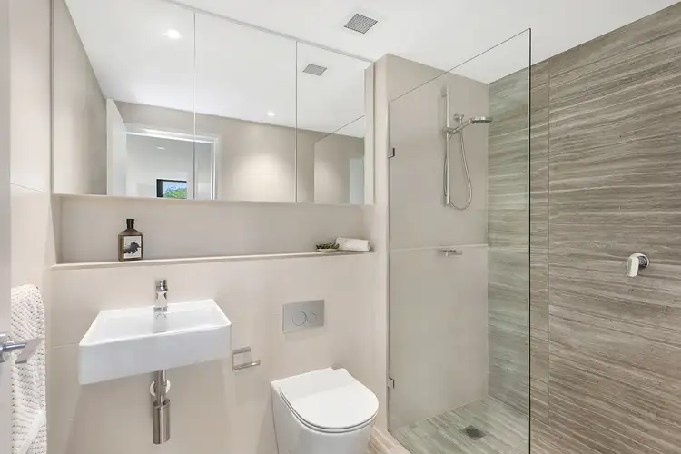 Fifth view of Homely apartment listing, 305/148A Albany Street, Point Frederick NSW 2250