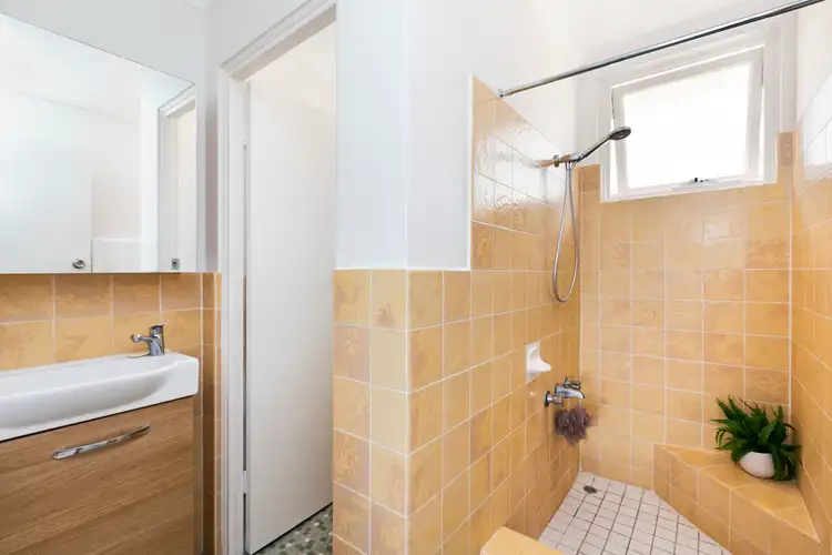 Fifth view of Homely apartment listing, 18/8 Campbell Parade, Manly Vale NSW 2093