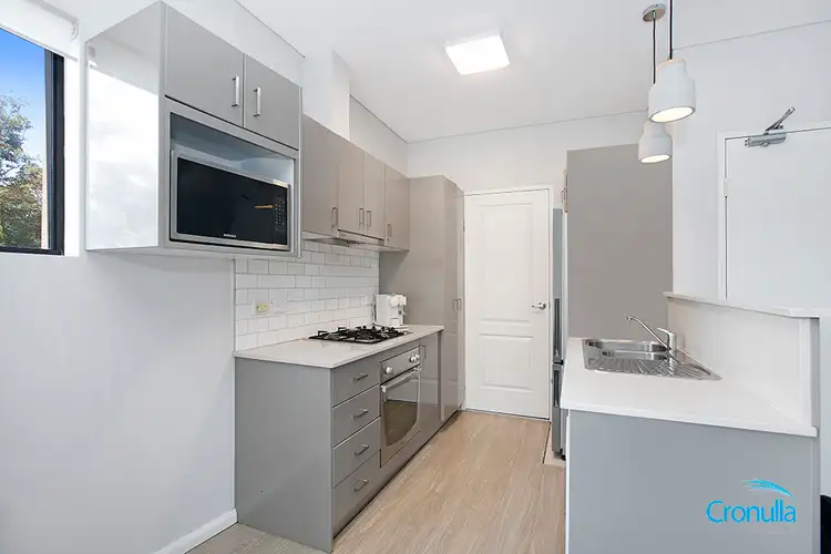 Fifth view of Homely apartment listing, 6/17A-19 Searl Road, Cronulla NSW 2230