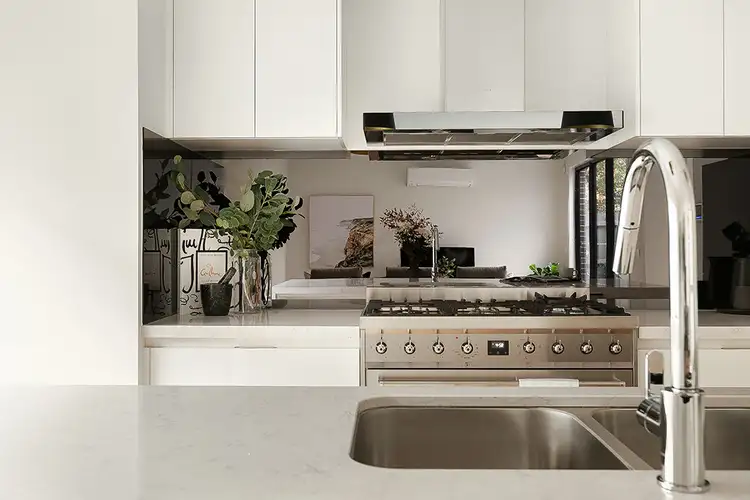 Sixth view of Homely townhouse listing, 1/82 Pascoe Street, Glen Iris VIC 3146