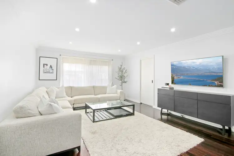 Fifth view of Homely house listing, 5 Hourglass Glen, St Clair NSW 2759