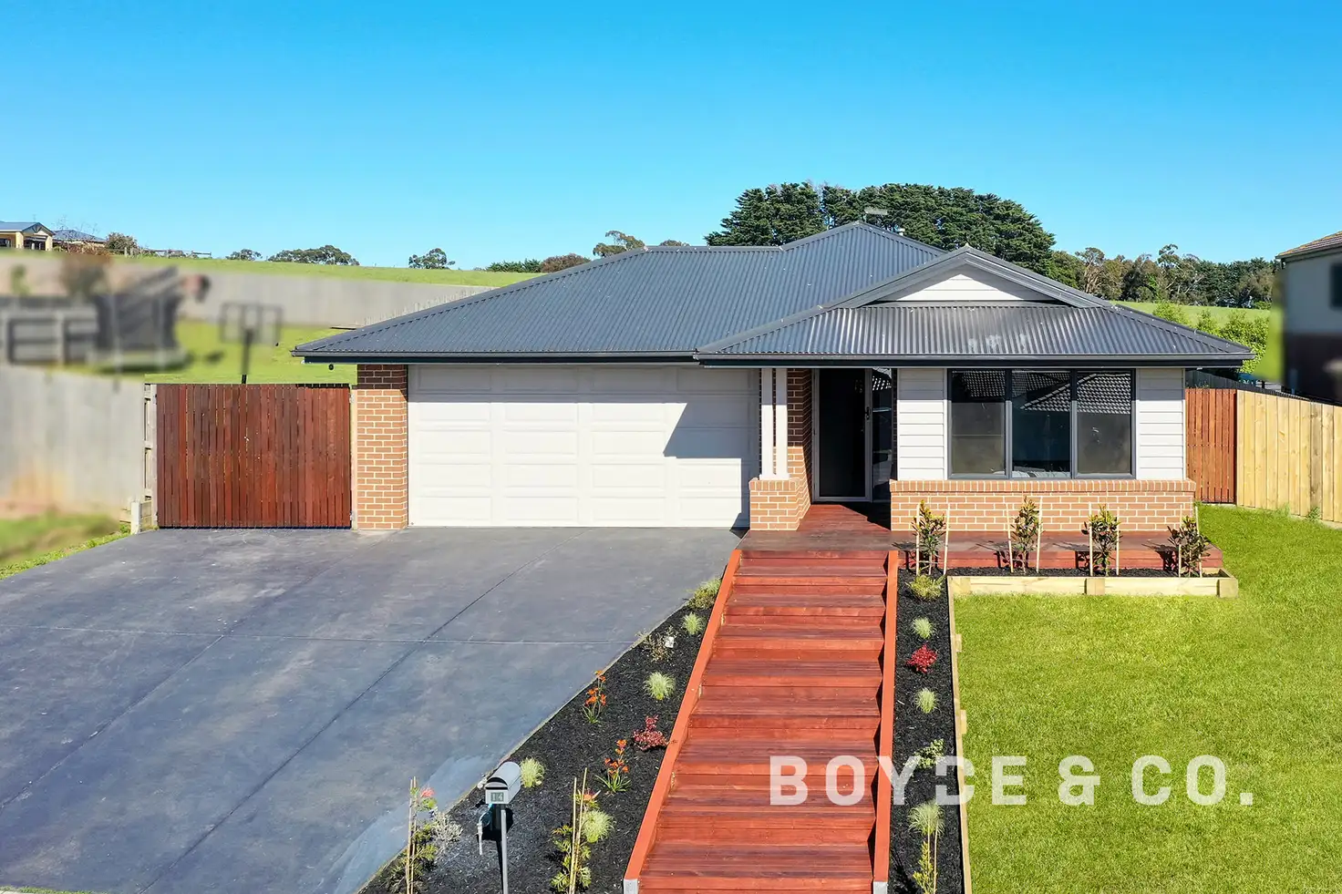 Main view of Homely house listing, 14 Byron Drive, Drouin VIC 3818